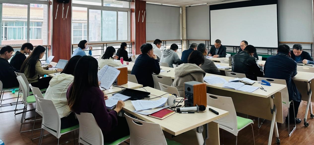 出租女友
党委理论中心组（扩大）会议专题学习“‘新财经’战略升级”