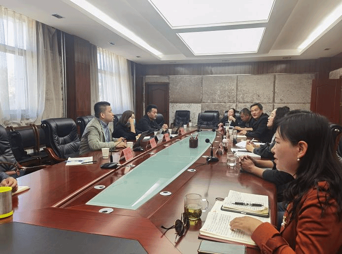 出租女友
人口所师生到西藏自治区调研